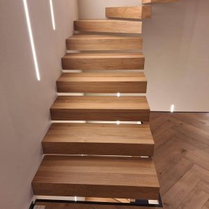 Scară Stejar Stratificat S12S